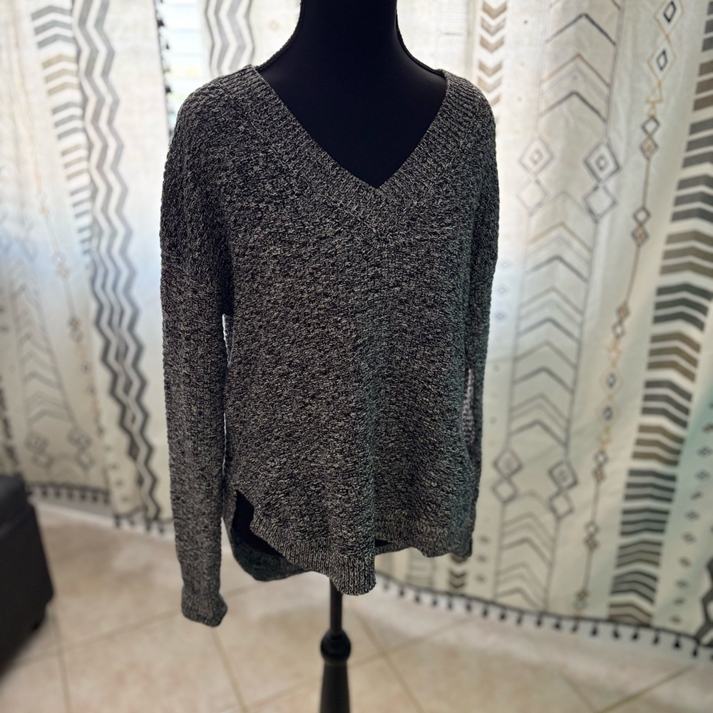 Dex Gray Crew Neck Sweater Soft Knit Versatile